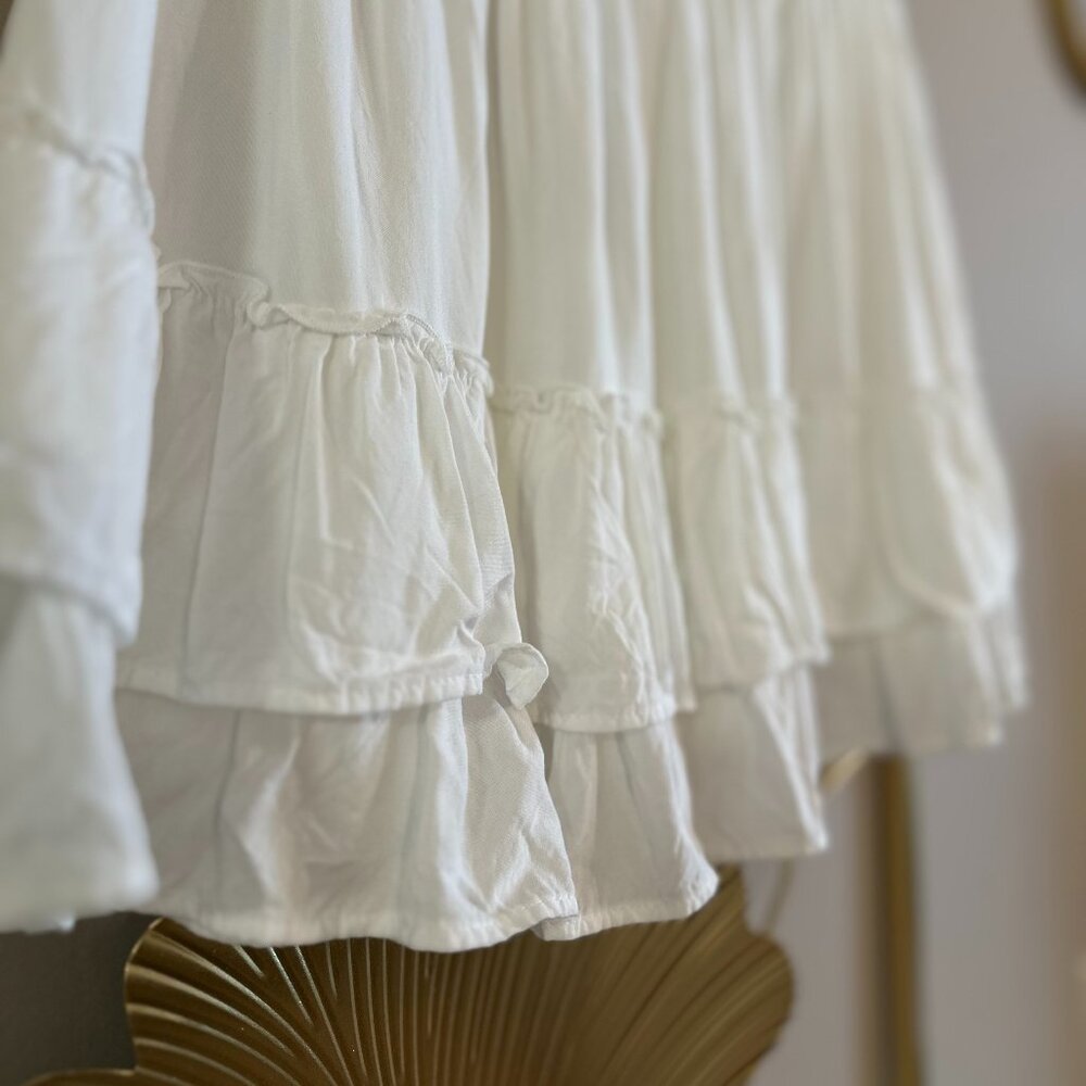 Brandy Melville Izzy Mini Skirt - Picture 4 of 8